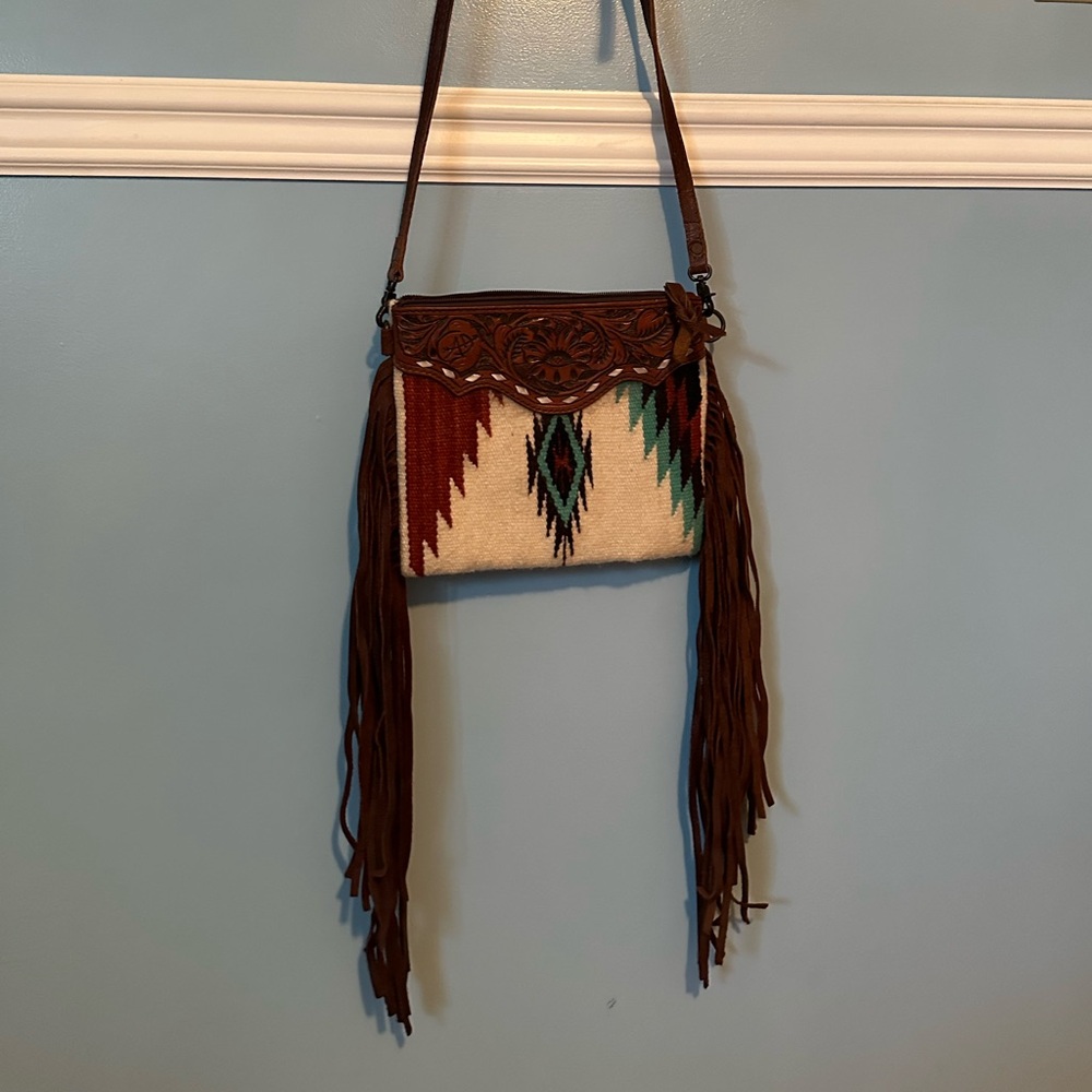 American Darling cross body saddle blanket bag